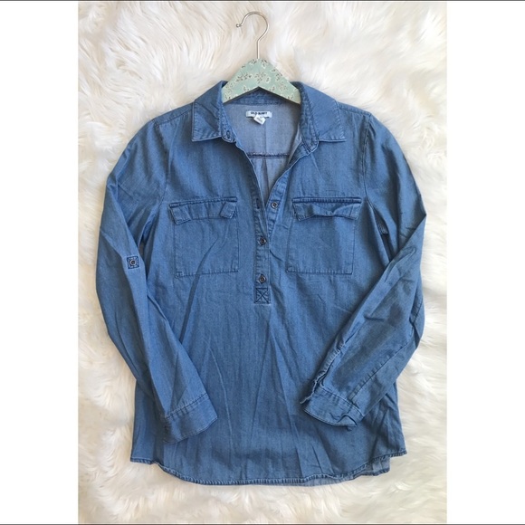 Old Navy | Medium Wash Denim Buttondown - Picture 1 of 6
